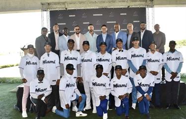 Marlins anuncian la firma de 21 prospectos para desobstruir el período internacional 2026