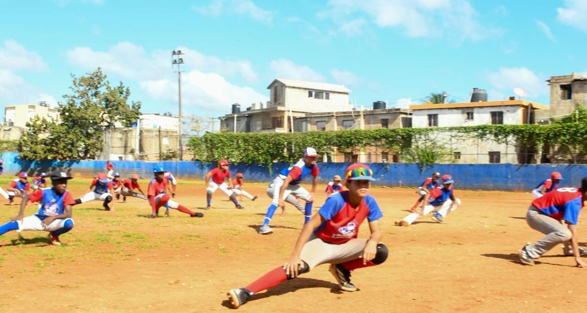 La DCNB impacta a más de 2,000 niños en Santo Domingo Este