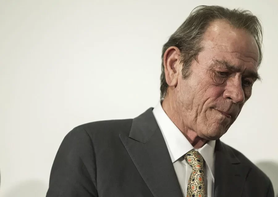 Hija del actor Tommy Lee Jones encontrada muerta