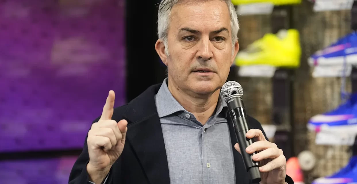 Font quiere nombrar a Messi presidente de honor del Barça