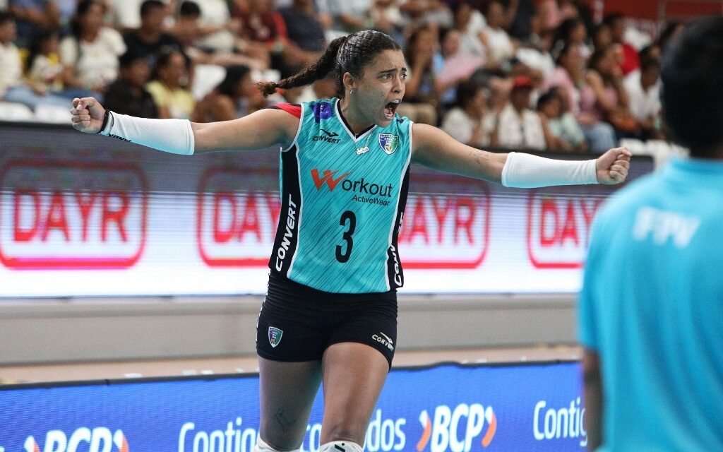 Julibeth Payano se destaca voley Perú