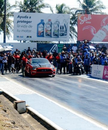 Querube Infante triunfa en el campeonato de dragueo