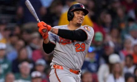 Samuel Basallo es preferido para ingresar el premio del Novato del Año de la Liga Americana