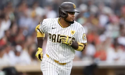 Gigantes llegan a un acuerdo con el tres veces campeón de aspersión Arráez