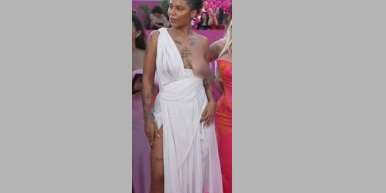 Tokischa impacta Premio Lo Nuestro con arriesgada