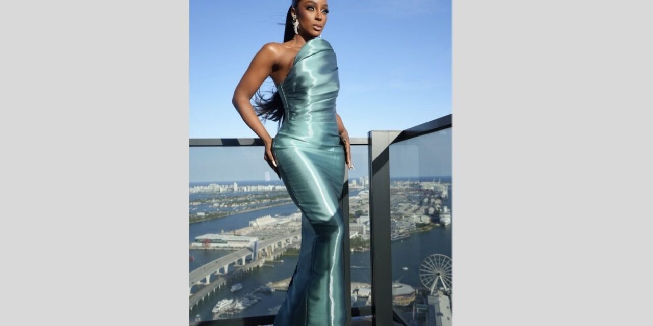 Amara La Negra deslumbró en Premios Lo Nuestro 2026