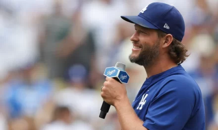 Kershaw, Rizzo y Votto se unen a NBC como analistas de MLB