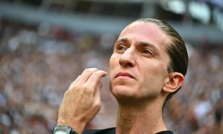 Filipe Luís reafirma su rechazo al racismo y aclara sus declaraciones sobre Vinícius | De Zaguero Minuto