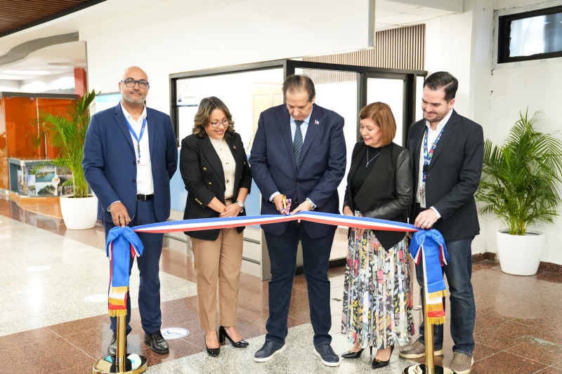 Salud Pública inaugura oficina de Punto de Entrada Aérea en el Aeropuerto de Las Américas