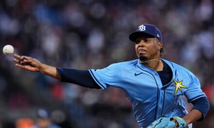 Edwin Uceta se someterá a pruebas de hombro en Tampa