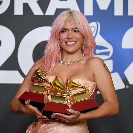 Karol G arrasa en el Premio Lo Nuestro