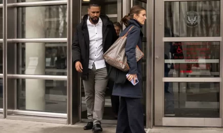 El pleito por apuestas contra Emmanuel Clase y Luis Ortiz podría aplazarse hasta octubre