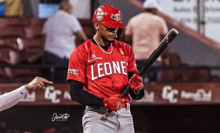 Leones aseguran la continuidad de González, Brito, Cordero, Marmolejos y Colomé | De Final Minuto