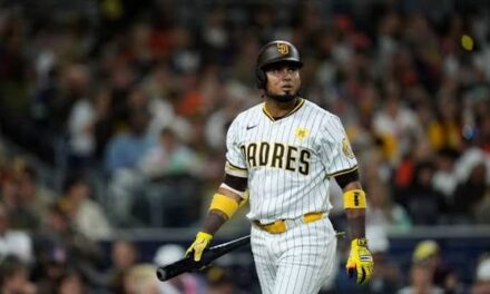 Gigantes acuerdan convenio con el tres veces campeón de bautizo Luis Arráez | De Extremo Minuto