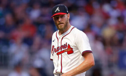 Chris Sale firma extensión con Atlanta por un año y US$27 millones | De Postrero Minuto
