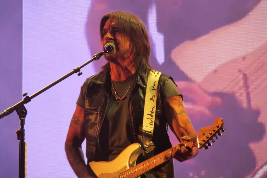 Juanes anuncia expedición con más de 50 fechas en Estados Unidos.