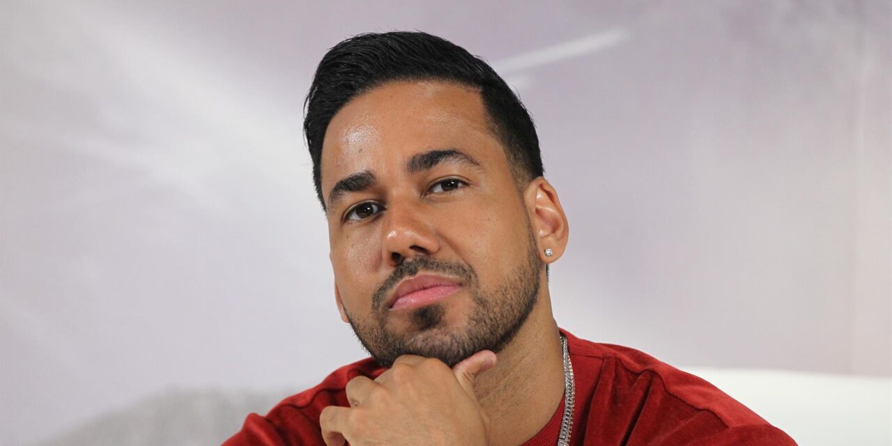 Romeo Santos usa la conquista para defender a los latinos