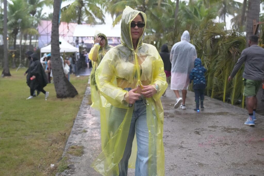A pesar de la lluvia, la moda se impuso en el festival Isla de la Luz 2026 – Noticias de hoy en República Dominicana | último minuto