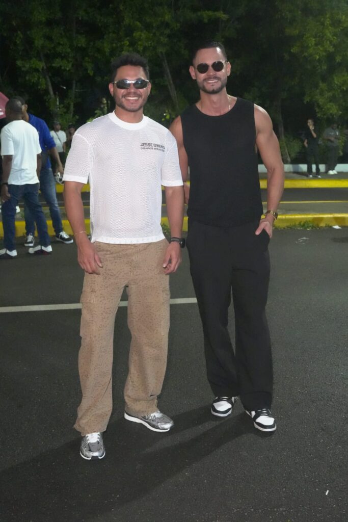 Fanáticos derrochan brillo, transparencia y mucha actitud en concierto de David Guetta – Noticias de hoy en República Dominicana | último minuto