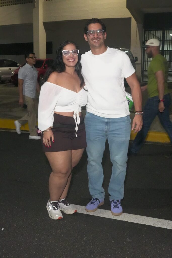 Fanáticos derrochan brillo, transparencia y mucha actitud en concierto de David Guetta – Noticias de hoy en República Dominicana | último minuto