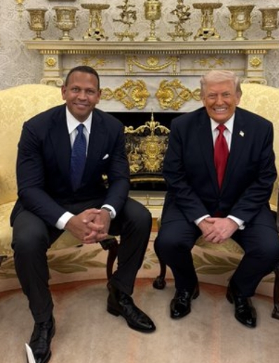 Alex Rodríguez cita Trump en Casa Blanca