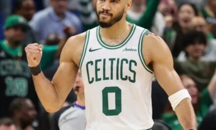 Jayson Tatum tuvo un gran regreso a los playoffs para los Celtics