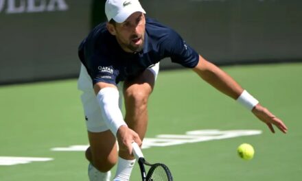 Novak Djokovic triunfa y va a octavos en Indian Wells