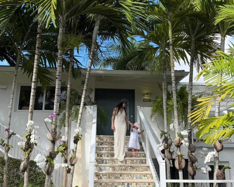 Cazzu publica nuevas fotos de Inti tras desmentidos de Nodal