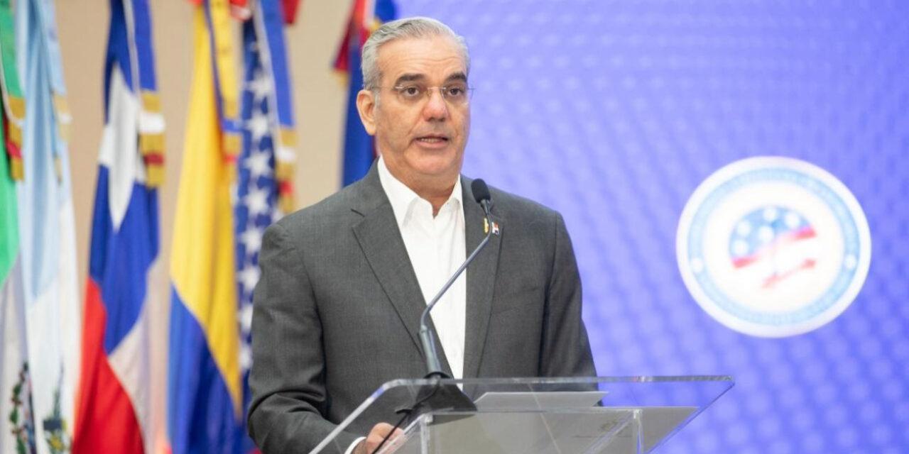 Abinader inaugura simposio internacional sobre reforma de la investigación criminal