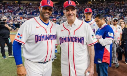 Abinader vara por segunda ocasión primera bulo en Clásico Mundial de Béisbol