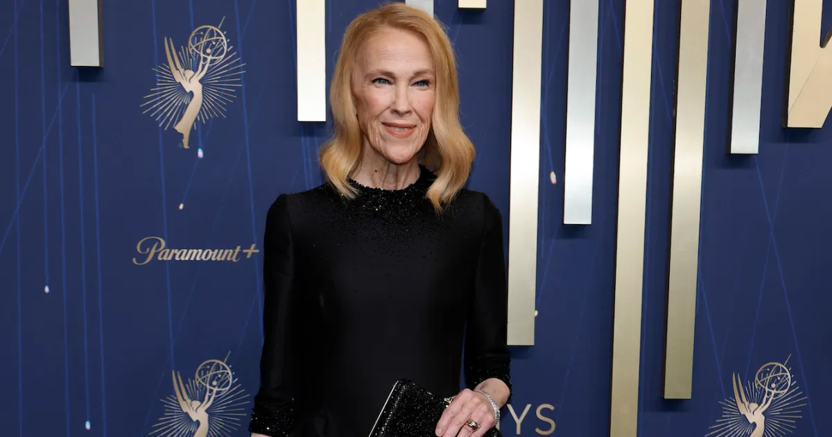 Catherine O'Hara recibe premio póstumo del sindicato más sobresaliente