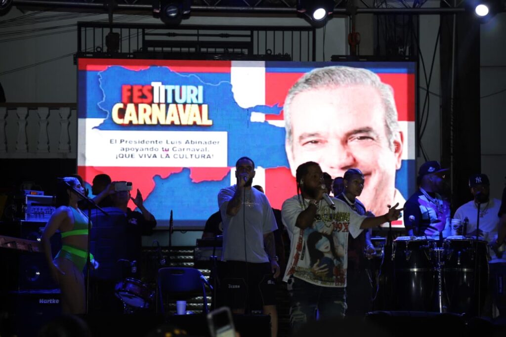 Festituricarnaval reúne a más de 375 mil personas en sus primeros conciertos de pura dominicanidad - Noticias de hoy en República Dominicana | último minuto