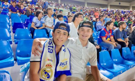 Fanáticos y pequeños futbolistas se dan cita en el Estadio Olímpico para la “Noche de Leyendas” | De Posterior Minuto