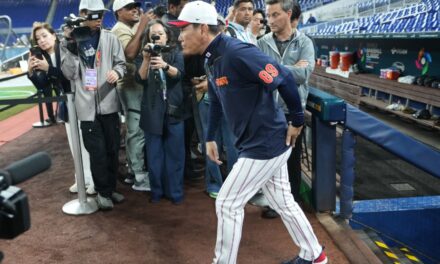 El manager de Japón, Hirokazu Ibata, renuncia