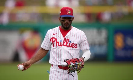 La MLB suspende al dominicano Johan Rojas por 80 partidos tras dar positivo a dopaje