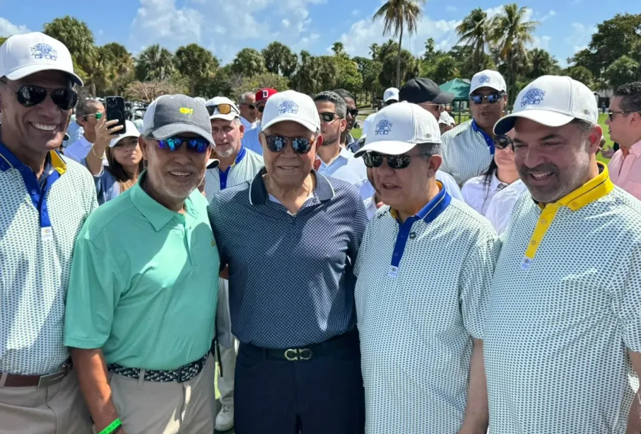 Juan Marichal inaugura Torneo de Golf FUNGLODE en Miami