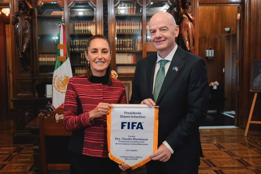 Sheinbaum promete a Infantino una inauguración del Mundial «histórica y anormal» | De Posterior Minuto