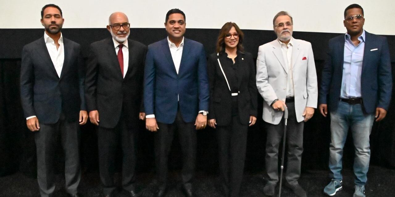 Presentan documental sobre la historia del béisbol dominicano previo al Clásico Mundial | De Extremo Minuto