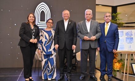 Banreservas reconoce a “Chilote” Winston Llenas