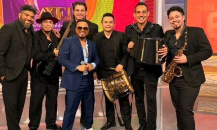 Axel Thomas sorprende en Despierta América con emotivo
