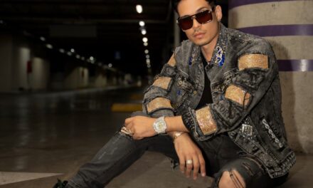 Ángelo Perrone levanta en detención la bandera dominicana, con nominación a los Premios Fénix de Colombia