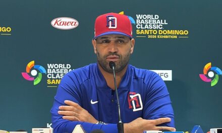 Albert Pujols mantiene la cautela pese al nocaut dominicano