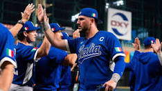 Italia sorprende a Estados Unidos y toma el liderato del Grupo B en el Clásico Mundial | De Postrer Minuto