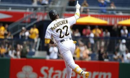 Andrew McCutchen iniciará su temporada 18 en Grandes Ligas tras ganarse un puesto con los Rangers | De Zaguero Minuto