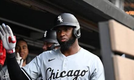 Luis Robert Jr. decide en extras con jonrón y deja en el demarcación a Piratas | De Zaguero Minuto