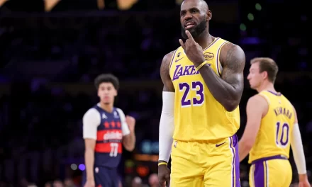 Triple-doble de LeBron impulsa a los Lakers a una triunfo sobre los Wizards