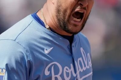 Carlos Estévez está cerca de retornar con Reales