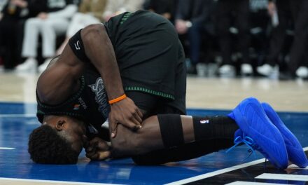 Anthony Edwards no tiene daños en la rodilla