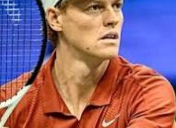 Jannik Sinner derrota a Carlos Alcaraz para convenir como el número Uno