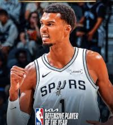 Raptors y Spurs ganan a Cavaliers y Blazers